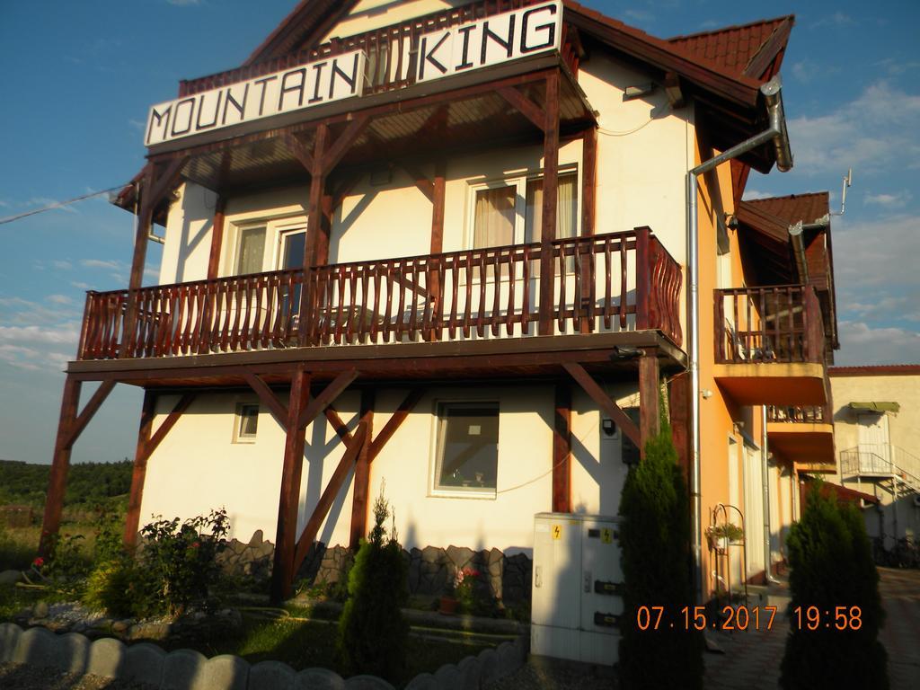 Pensiunea Mountain King Симбета-де-Сус Екстер'єр фото